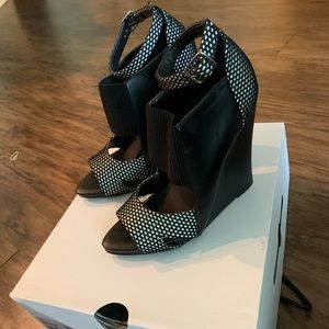 Aldo wedge heel